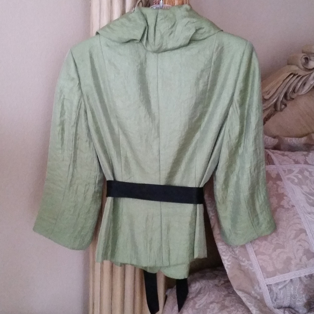 ❤️❤️Adrianna Papell Evening Ruffle Jacket❤️❤️ - Picture 7 of 8